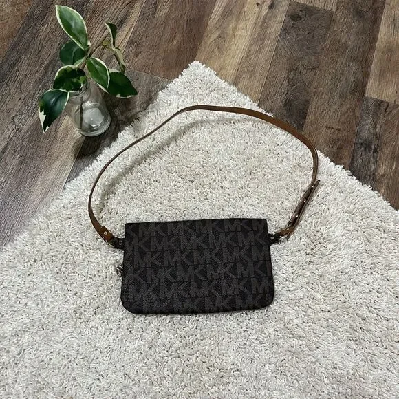 Michael Kors MK Signature Medium Brown Fanny Pack Belt Bag